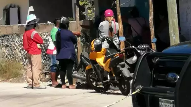 El cuerpo de emergencia llegó a darle los primeros auxilios, pero ya había muerto