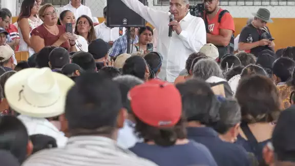Adán Augusto López visita por tercera vez Yucatán en lo que va del año Adán Augusto López visita por tercera vez Yucatán en lo que va del año