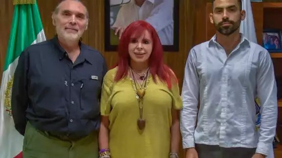 Eutimio Sosa Espina, Layda Sansores San Román y Esteban Hinojosa Rebolledo Eutimio Sosa Espina, Layda Sansores San Román y Esteban Hinojosa Rebolledo