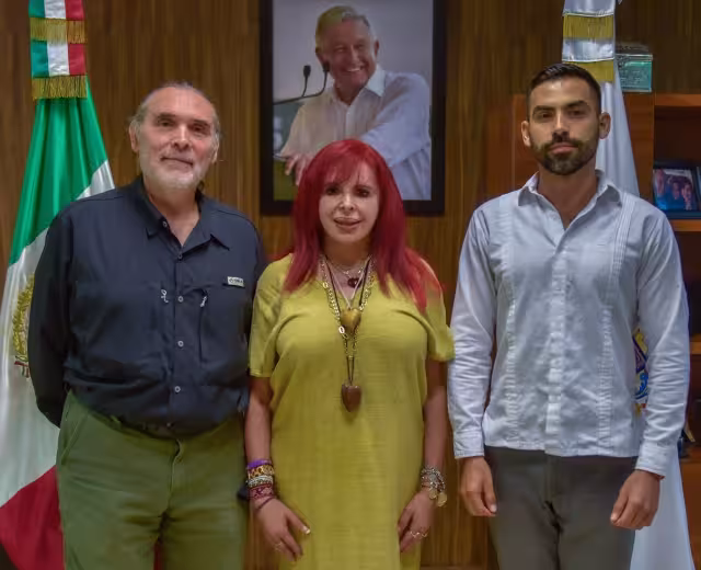 Eutimio Sosa Espina, Layda Sansores San Román y Esteban Hinojosa Rebolledo