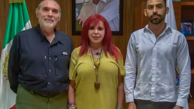 Eutimio Sosa Espina, Layda Sansores San Román y Esteban Hinojosa Rebolledo