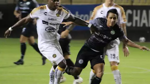 Dorados impuso su jerarquía y se llevó el triunfo Dorados impuso su jerarquía y se llevó el triunfo