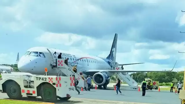 Se mantuvo en el aire un par de minutos sobrevolando