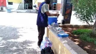 La mayoría de las entregas se realizan en el parque de la plaza principal