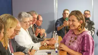 Xóchitl Gálvez se registra como aspirante a candidatura 2024