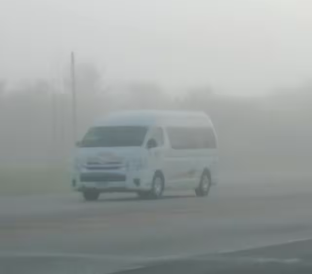 En el tramo Motul-Cansahcab, la visibilidad es reducida, lo que afecta el tránsito de los automovilistas