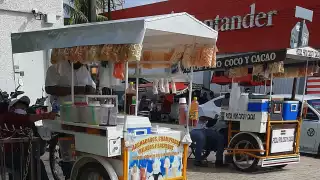 Los vendedores finalmente salieron a vender sus productos