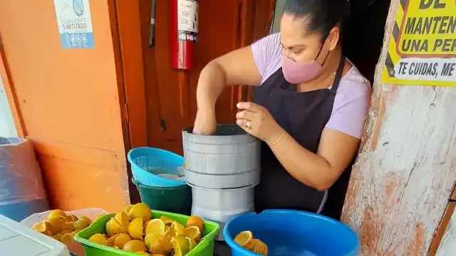 Algunos personas se contagiaron de coronavirus durante este año, por lo que buscan mejorar su alimentación por salud