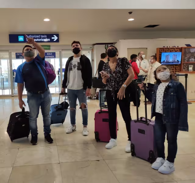 El vuelo Mérida-Houston se retrasó dos horas, por lo que pasajeros aún alcanzaron a registrarse