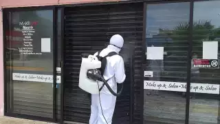 El líder de los empresarios apuntó que los comerciantes sólo pueden sobrevivir mediante inyecciones de recursos públicos o créditos Foto: José Ramos