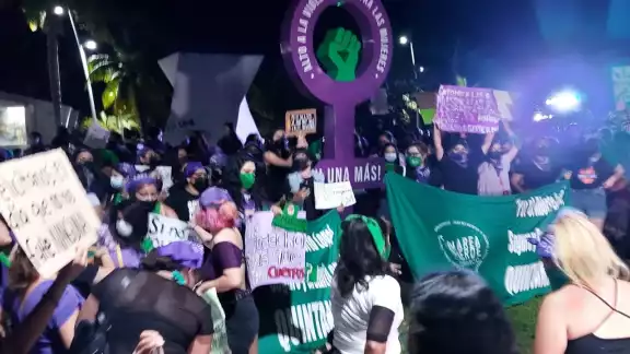 La Red Feminista de Quintana Roo instaló el memorial el 29 de noviembre La Red Feminista de Quintana Roo instaló el memorial el 29 de noviembre