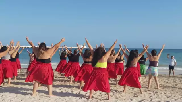 Las alumnas comentaron que si bien son mujeres las que participan, esta danza no tiene género