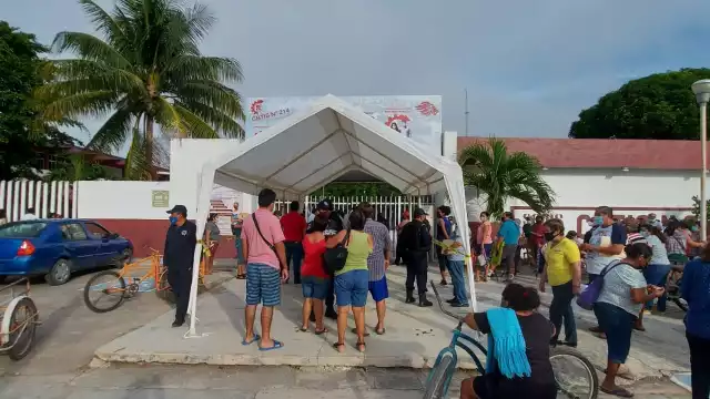 Los abuelitos se mostraron molestos