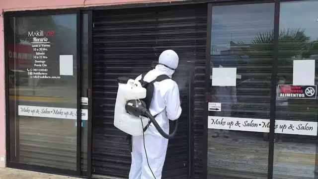 El líder de los empresarios apuntó que los comerciantes sólo pueden sobrevivir mediante inyecciones de recursos públicos o créditos Foto: José Ramos