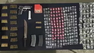 Los detenidos junto con lo decomisado fue puesto a disposición de la autoridad correspondiente