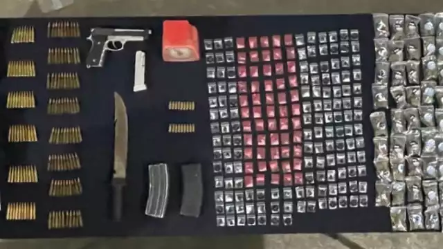 Los detenidos junto con lo decomisado fue puesto a disposición de la autoridad correspondiente