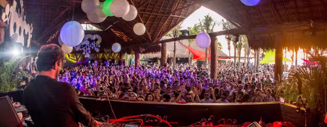 El Blue Parrot fue la sede del concierto que terminó en tragedia