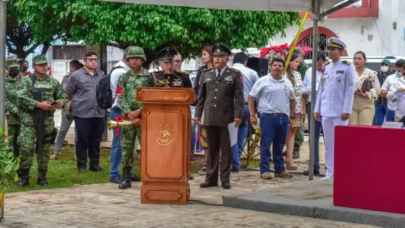 La ceremonia se realizó en la plaza Cívica del barrio de Santa Ana, en la ciudad de San Francisco de Campeche La ceremonia se realizó en la plaza Cívica del barrio de Santa Ana, en la ciudad de San Francisco de Campeche