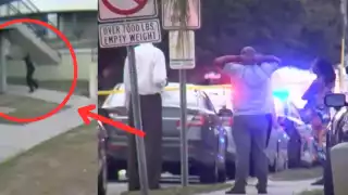 Niño de 13 años se enfrenta con policías de EU