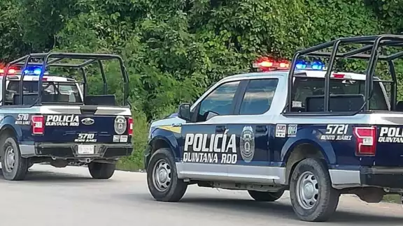 El sujeto fue encontrado a un costado de la carretera hacia la autopista Cancún - Mérida El sujeto fue encontrado a un costado de la carretera hacia la autopista Cancún - Mérida