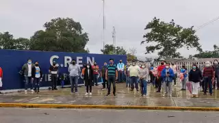 Maestros protestan por irregularidades en Bacalar