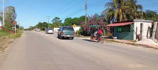 Habitantes de Kantunilkín prefirieron pasar la mañana de ayer resguardados en sus hogares, ya que a pesar del sol intenso se mantenía la heladez