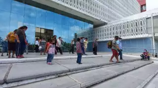 Desde ayer martes, Campesinos protestaron en el Palacio de Gobierno de Campeche