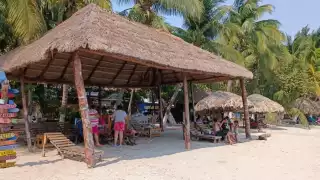 Es ilegal ocupar “Playita Inclusiva”, denuncia presidente de la agrupación, sancionado por el mismo caso