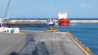 Las embarcaciones que atracaron en el puerto llegaron provenientes de Veracruz