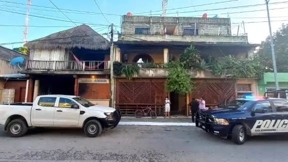 El agresor fue detenido y trasladado a las inmediaciones de la Fiscalía General del Estado El agresor fue detenido y trasladado a las inmediaciones de la Fiscalía General del Estado