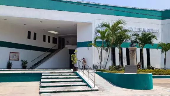 El nivel de empleo depende radicalmente de la actividad petrolera El nivel de empleo depende radicalmente de la actividad petrolera