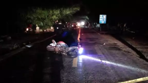 Otras teorías afirman que hubo un vehículo involucrado pero ese dato no se ha confirmado en los informes previos Otras teorías afirman que hubo un vehículo involucrado pero ese dato no se ha confirmado en los informes previos
