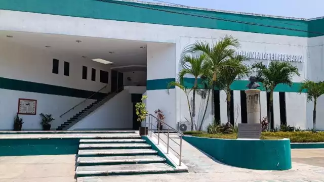 El nivel de empleo depende radicalmente de la actividad petrolera