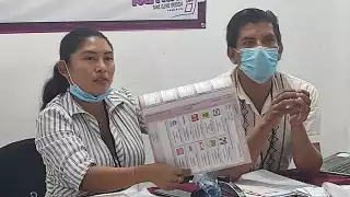 Durante esta noche continuara el reconteo de votos en el Distrito 10. Foto: Iqroo