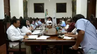 En el evento se discutió sobre el destino de la Casa del Adulto Mayor; el regidor le reclamó al Alcalde que nunca se le consultó a los habitantes