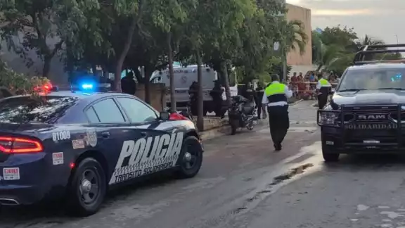 Dos muertos y un herido tras ataque armado en Playa del Carmen Dos muertos y un herido tras ataque armado en Playa del Carmen