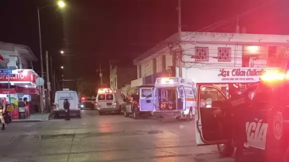 Delincuentes matan a balazos a un cocinero en una fonda de Playa del Carmen
