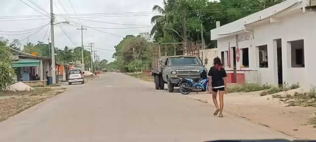 Más del 50% de población, cuya principal ocupación es la producción agrícola, se enfrentan a la imposibilidad de costear una cena. 
