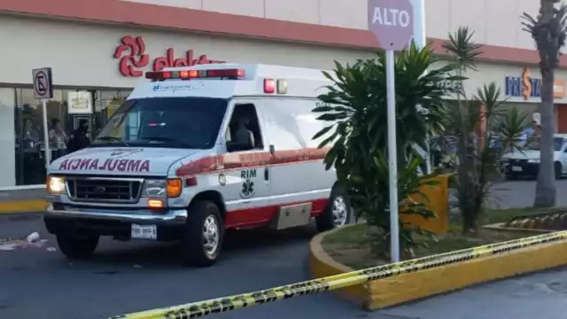 Las víctimas fueron trasladadas al hospital tras recibir los primeros auxilios