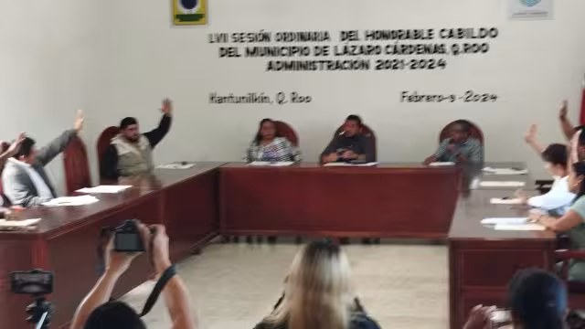 Se le acusa de acciones como la de favorecer a una sola dependencia y no aceptar la inscripción de otras para realizar dictámenes eléctricos obligatorios