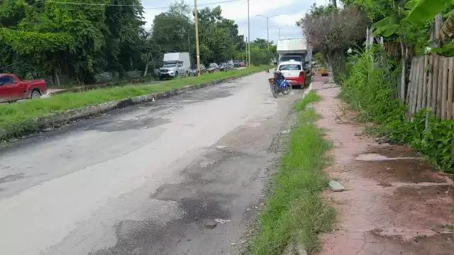 Una motocicleta Italika blanca sin placa fue robada en la avenida Justo Sierra Méndez, colonia Salsipuedes