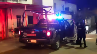 Hallan a un recién nacido en contenedores de basura en Cancún