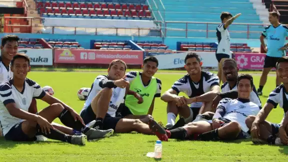 En redes sociales aseguraron que celebrarían el cumpleaños del jugador, con una victoria En redes sociales aseguraron que celebrarían el cumpleaños del jugador, con una victoria