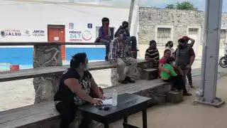 De total de familias, mil 800 familias son de Río Lagartos y 400 en Las Coloradas. Foto: Edwin Farfán y Carlos Euán 