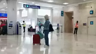 Después de minutos de insistencia, la aerolínea decidió hacer una excepción y dejó que los usuarios ingresaran al vuelo