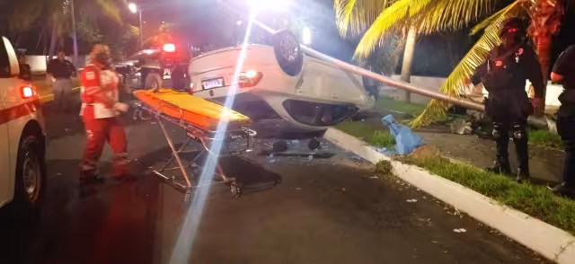 Una persona resultó lesionada por lo que paramédicos de la Cruz Roja Mexicana