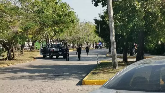 El lugar fue acordonado por policías