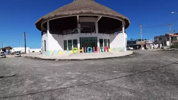 Los delincuentes atracaron a la dependencia