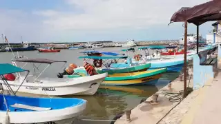 Falta de turismo en Chiquilá afecta a más de 100 lancheros