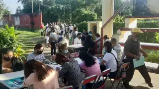 El domo doble de la Unidad Deportiva de Kantunilkín es la sede de aplicación de terceras dosis a adultos mayores